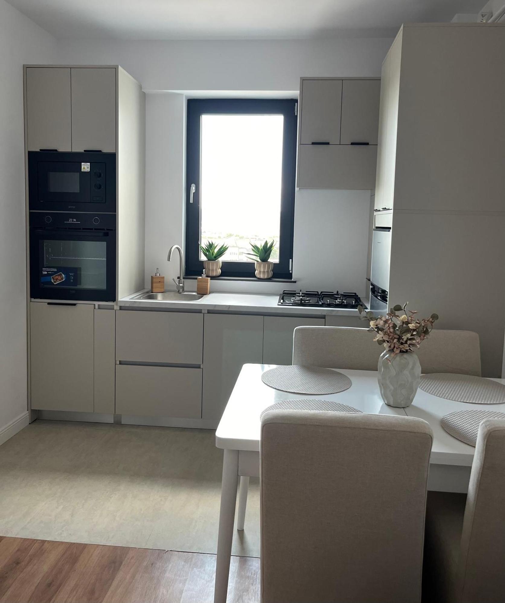 Apartament Nou Neo Tower Сучава Экстерьер фото